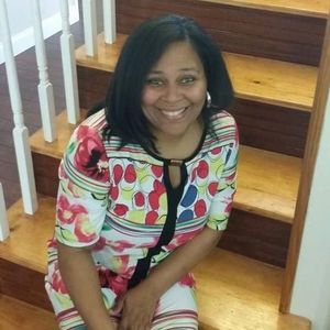 Meet your Posher, Cassandra